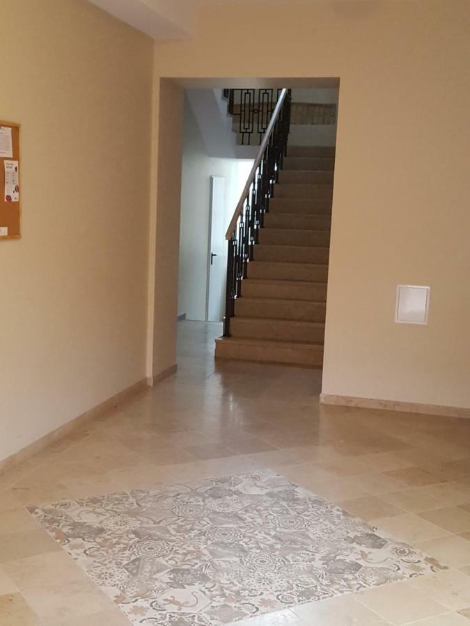 City Dawn Gate Apartment Вилнюс Екстериор снимка