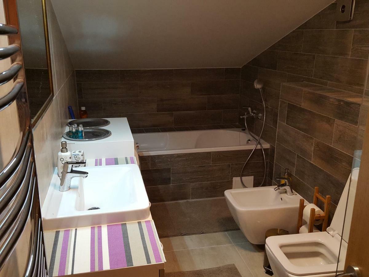 City Dawn Gate Apartment Вилнюс Екстериор снимка