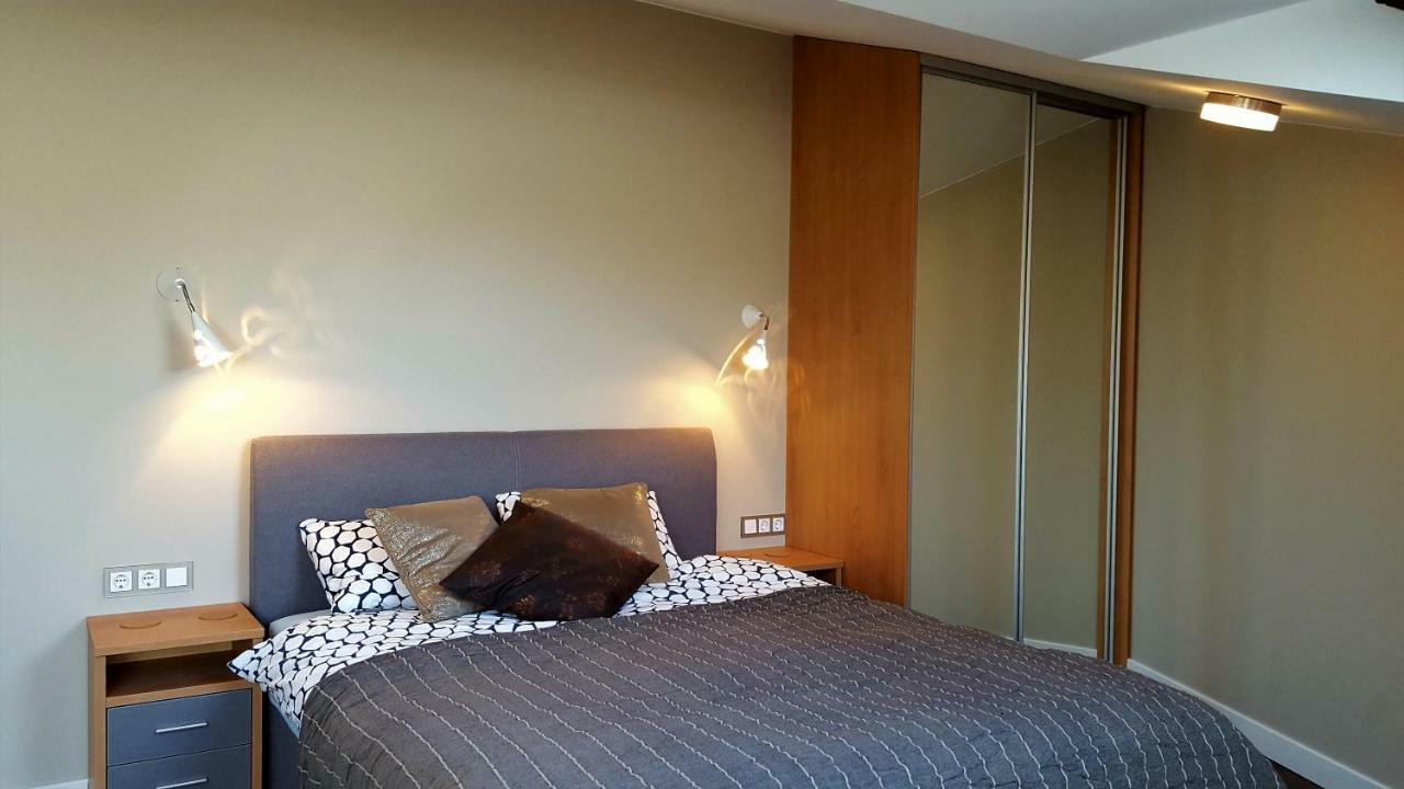 City Dawn Gate Apartment Вилнюс Екстериор снимка